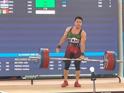 Él es Jonathan Muñoz Martínez, debutante mexicano de halterofilia en Juegos Olímpicos