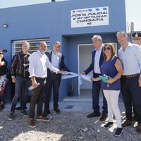 Rolando Figueroa inauguró la posta policial en el barrio 127 Hectáreas