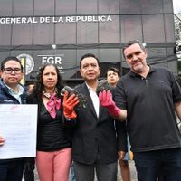 PAN denuncia ante la FGR el derrame en el Golfo y señala a Pemex