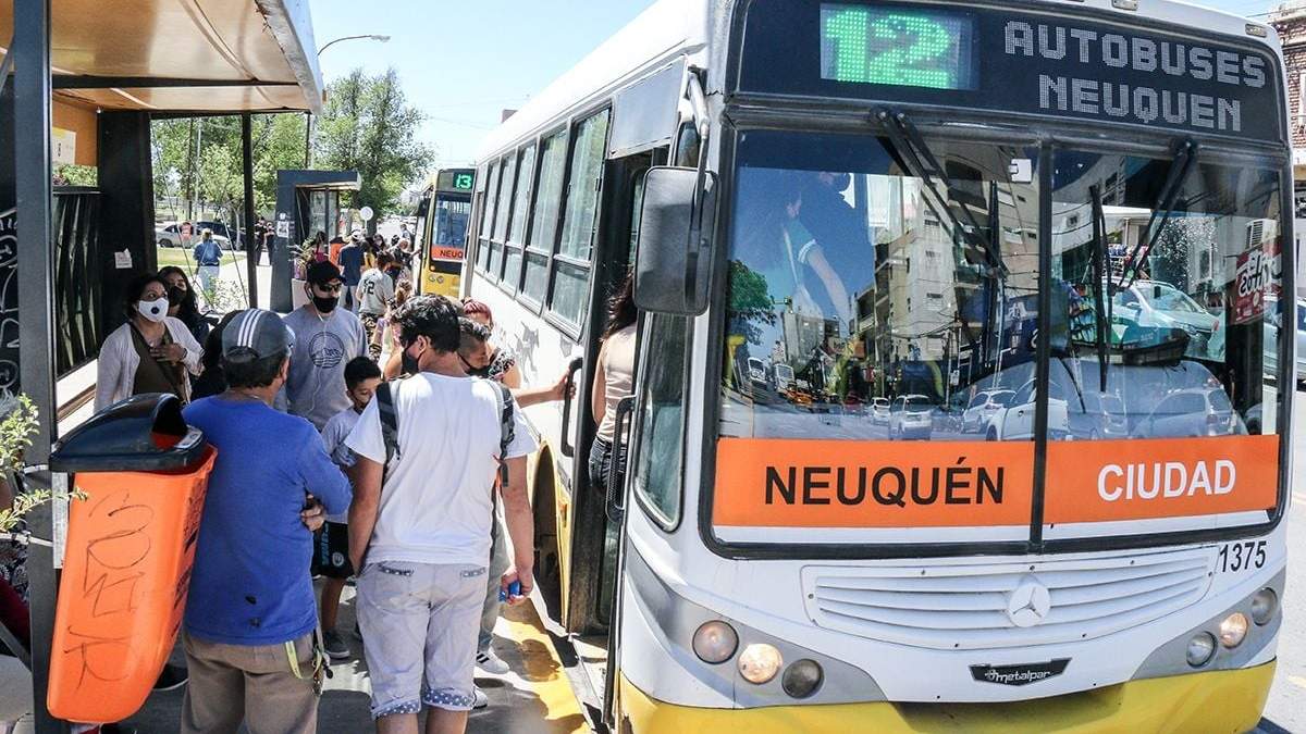 Colectivos de Neuquén. Fuente: (Twitter)