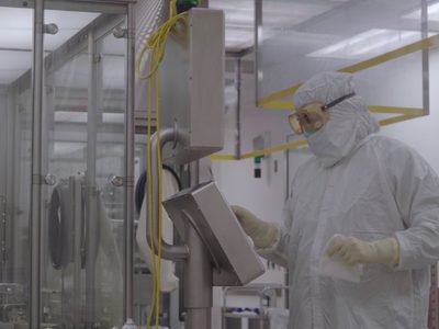AstraZeneca se abre a utilizar plantas de fuera de la UE para recuperar las entregas atrasadas