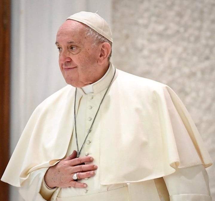 El Vaticano no ha informado si el Papa se reunió con los religiosos contagiados
