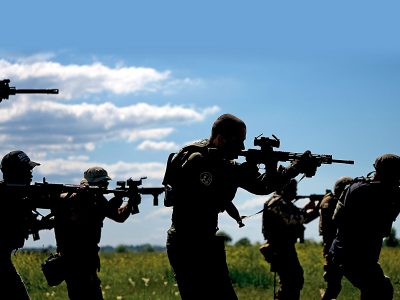 Toneladas de armas en ucrania mafias y terroristas al acecho