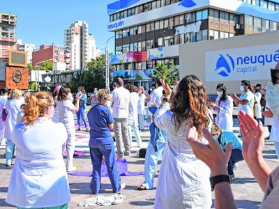 Neuquén llama a marchar en apoyo a los "héroes" de la pandemia