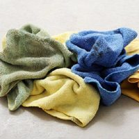 Nueva vida a tus toallas viejas: un DIY que las transforma en un tesoro para tu baño