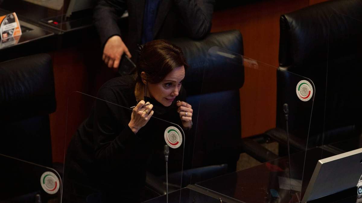 La senadora panista