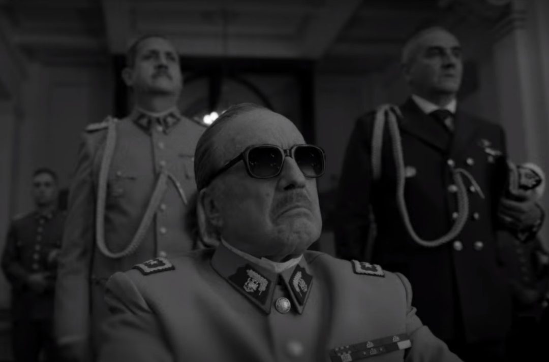 El conde, comedia negra de Larraín.