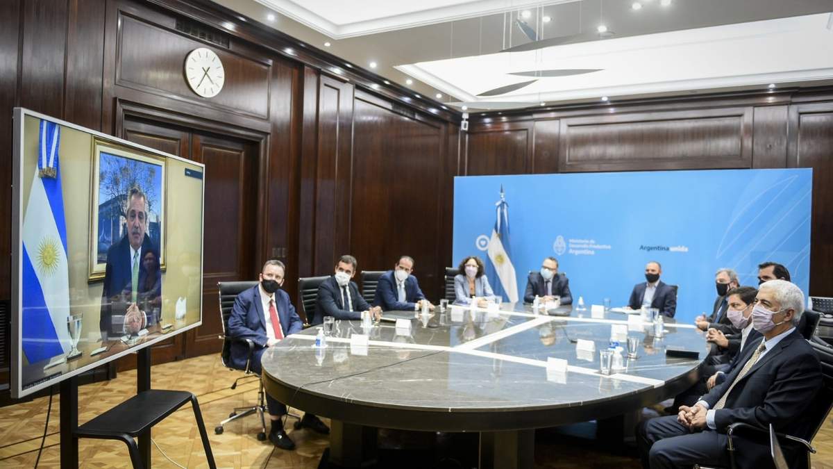 Presentación del Régimen de Fomento de Inversiones para las Exportaciones. Fuente: (Twitter)