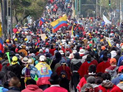Crisis en Ecuador: Lasso anunció una rebaja en los combustibles, una de las principales demandas