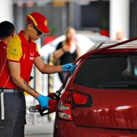 Tras los pasos de YPF: Shell y otras petroleras aumentaron sus naftas y gasoil