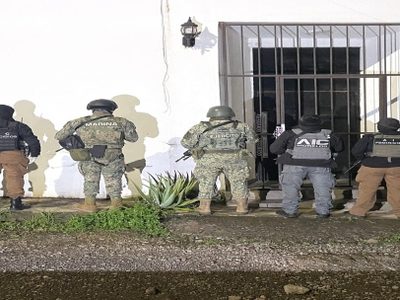 Cateo por homicidio en Cuernavaca revela red financiera de La Familia Michoacana