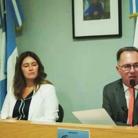 Con críticas a Ruiz, Bertolini encabezó la apertura de sesiones y anticipó obras, reforma tributaria y cambios en transporte.