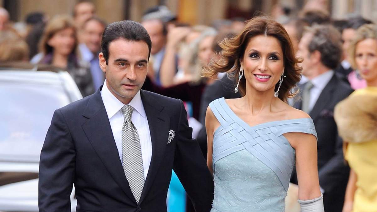 Enrique Ponce y Paloma Cuevas. Fuente: (Instagram)