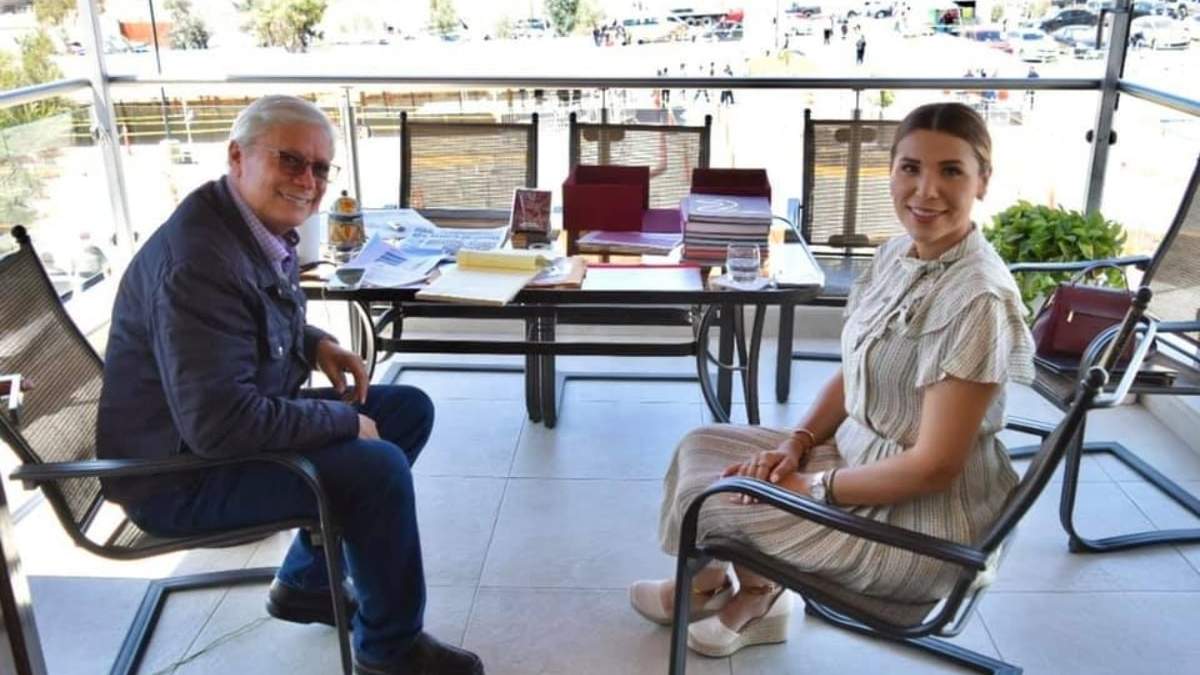 El gobernador Jaime Bonilla y la gobernadora electa, Marina del Pilar Ávila Olmeda