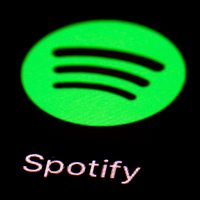 Spotify pagó nueve mil millones de dólares en regalías en 2023. Esto impulsó el crecimiento