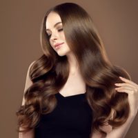 Con 3 ingredientes de tu cocina: prepará este milagroso tónico para recuperar el largo y el brillo de tu cabello
