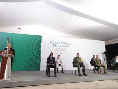 "Los voy a denunciar" advierte AMLO a quienes intervengan en las próximas elecciones