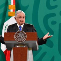 AMLO minimiza paro de gaseros pero anuncia medidas para evitar desabasto y valora denunciar