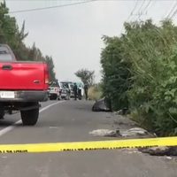 Abandonan dos cadáveres en la carretera a El Verde, Jalisco