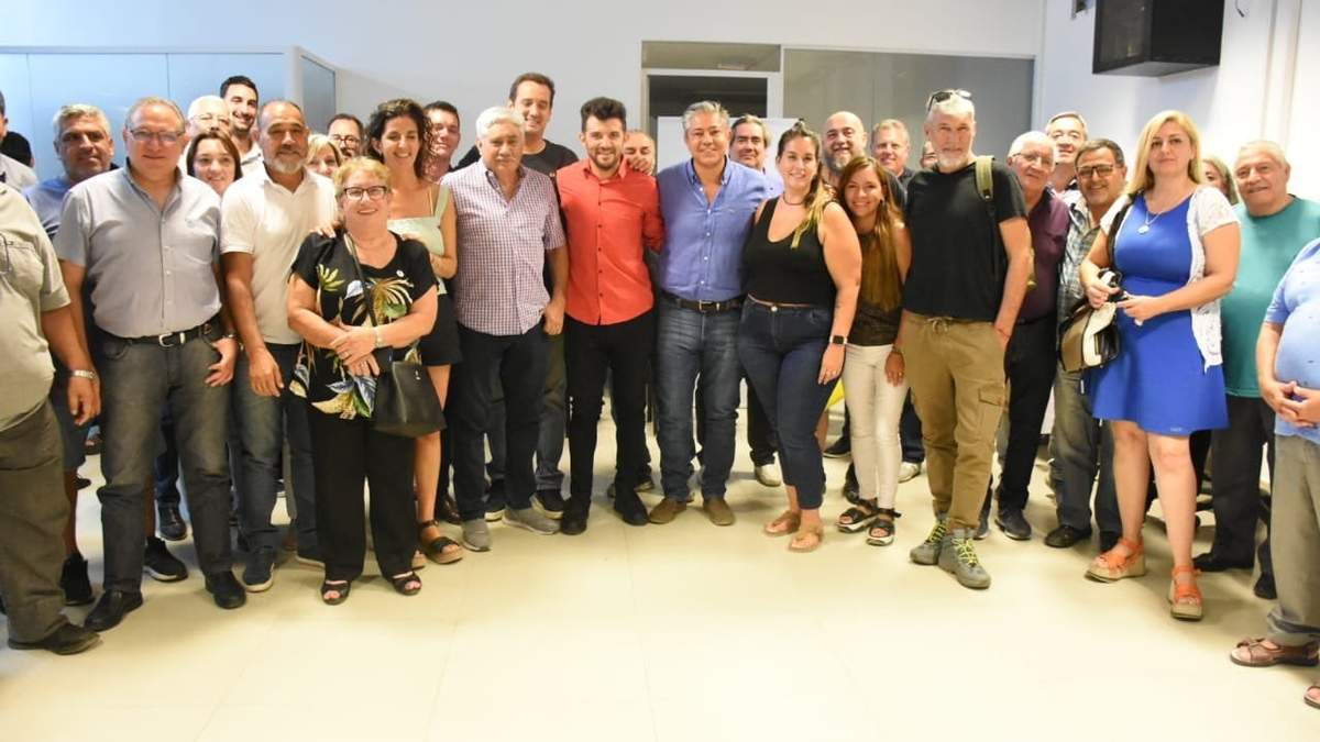 Encuentro con cooperativistas y mutuales. Fuente: (Twitter)