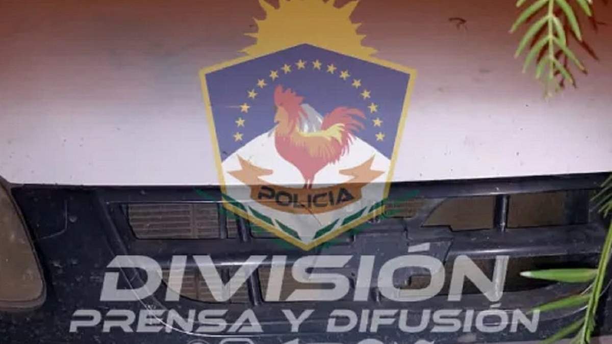 La camioneta robada en Centenario. Fuente: (Policía Neuquén)