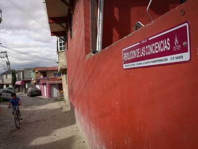 Vecinos de Tultitlán retiran nombres de calles de la colonia Cuarta Transformación