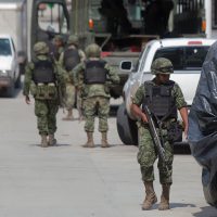 Ponen en marcha operativo de protección en tiendas Oxxo de Michoacán