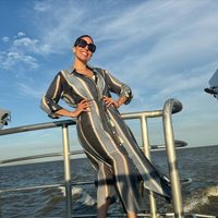 Virginia Gallardo marca tendencia desde la playa con la colección de microbikinis que será furor este verano