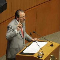 PT recomienda a Enrique Inzunza no esconderse al no presentarse en el Senado