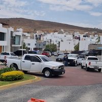 Balacera entre elementos de la Fiscalía y civiles armados deja una persona muerta en Tlajomulco