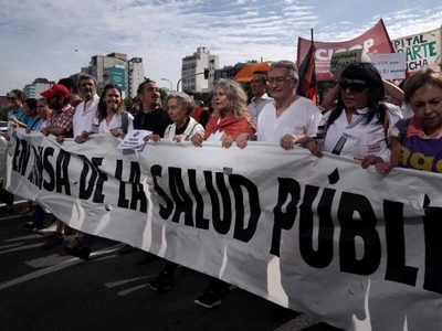 El Gobierno Nacional criticó la Marcha Federal por la Salud Pública y negó que haya un ajuste programado para el área