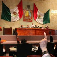 Juez multa a Congreso de Oaxaca por desacato judicial