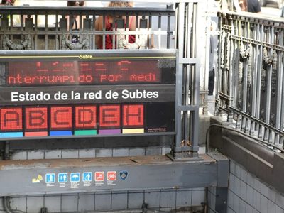 Paro de subte: a qué hora empieza y qué reclaman los metrodelegados