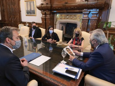 Alberto Fernández recibió a familiares de Arshak Kharanyan, el policía que desapareció hace 2 años