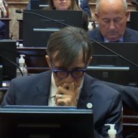Esteban Bullrich renuncia al Senado argentino por padecer ELA; así fue la conmovedora despedida: