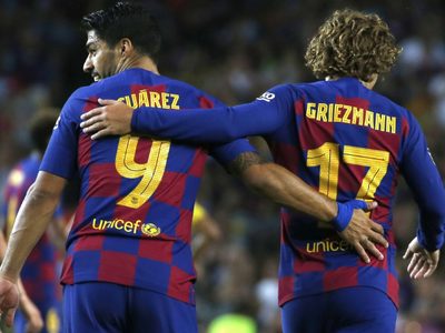 El emotivo mensaje de apoyo de Luis Suárez a Griezmann