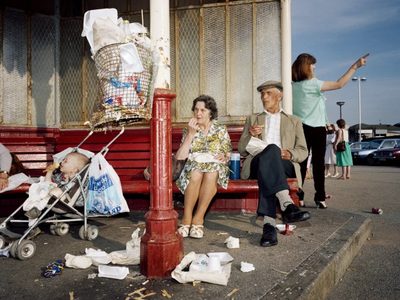 Martin Parr, leyenda de la fotografía contemporánea, falleció a los 73 años
