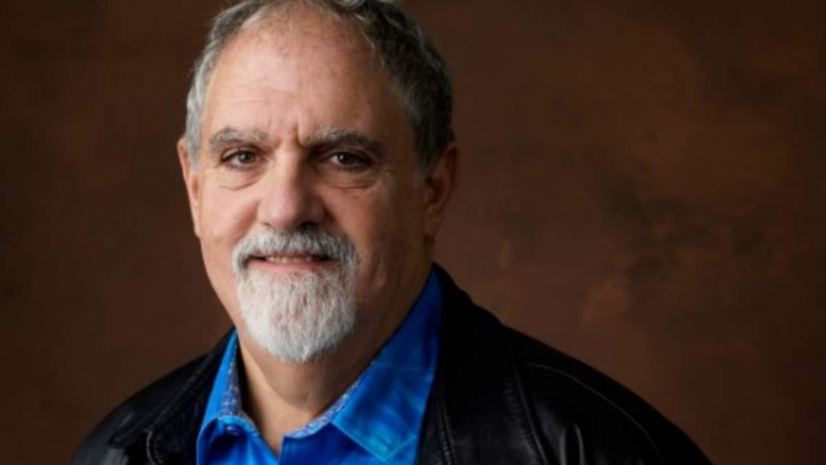 Jon Landau posa para un retrato en el Nonagésimo Quinto Almuerzo de Nominados a los Premios Oscar, el 13 de febrero de 2023, en el Hotel Beverly Hilton en Beverly Hills, California