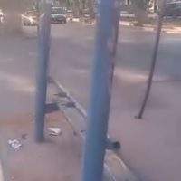 La parada de micro en la que da miedo sentarse