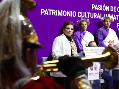 Brugada anuncia que “destinará recursos necesarios” para preservar la Pasión de Cristo en Iztapalapa