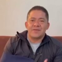 Alcalde prófugo de Zapotitlán difunde video donde asegura ser inocente de asesinato