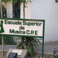 La Escuela de Música de Neuquén, en crisis por falta de espacios: exigen soluciones ante el deterioro del edificio