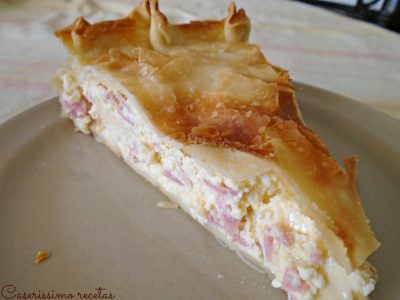 Tarta con 4 rellenos en una: la receta más bomba y exquisita para este sábado que no sabés qué cocinar