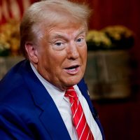 A días de las elecciones, Donald Trump fue acusado de abuso por una exmodelo