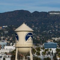 Warner Bros rechaza oferta de Paramount y pide a accionistas apoyar propuesta de Netflix