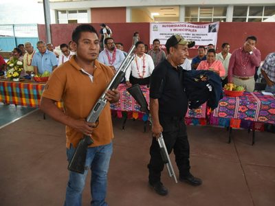 Autoridades utilizan al crimen organizado para debilitar la lucha social: defensores comunitarios