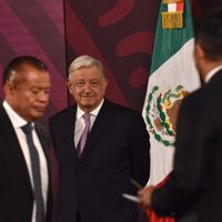 AMLO admite que hay “inestabilidad financiera”, pero en su gobierno el peso se apreció en 8%