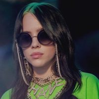 ¡Apa! Filman a Billie Eilish muy cariñosa en la pileta con otra mujer
