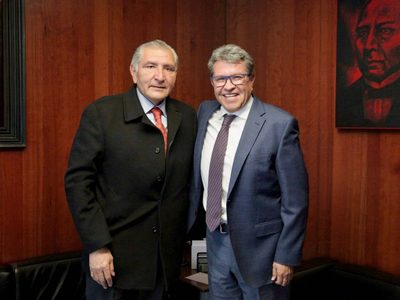 Tras reunión con Adán Augusto López, Monreal descarta aprobar una reforma electoral regresiva