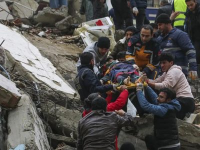 Rinden homenaje en ONU a víctimas de sismo en Turquía